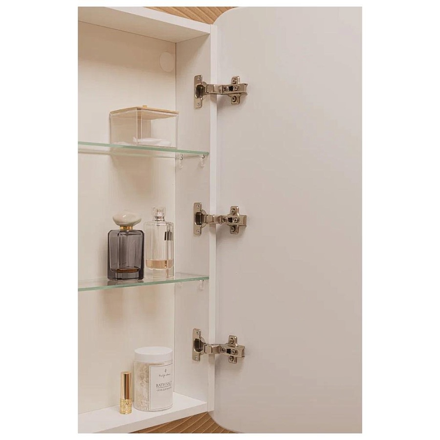 Зеркальный шкаф с подсветкой Silver Mirrors Фиджи 70 х 80 см - 3.2 LED-00002978 правый часы, ТХ, подогрев, сенсорный выключатель создать уют и комфорт, это просто!