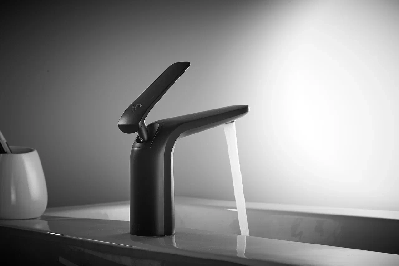 Смеситель для раковины Rose R39H R3901H черный в 100Kran: Широкий выбор и доступные цены.