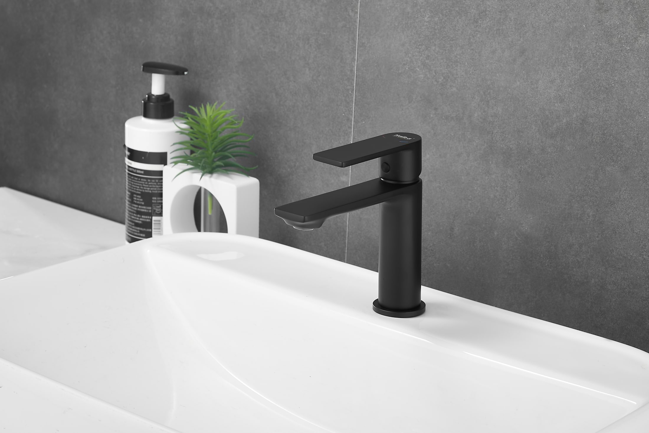 Смеситель для раковины Haiba HB10639-7 черный в 100Kran: Широкий выбор и доступные цены.