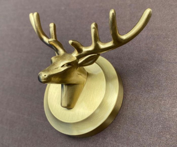 Крючок двойной Bronze de Luxe Royal 81152 олень бронза в 100Kran: Широкий выбор и доступные цены.