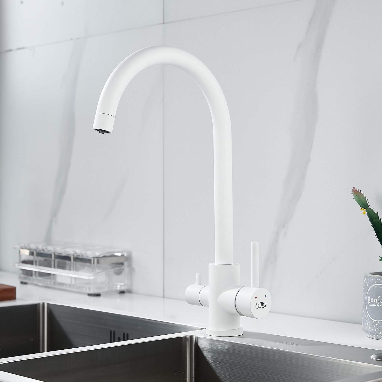 Смеситель для кухни с подключением фильтра воды Raffine F108C белый в 100Kran: Широкий выбор и доступные цены.