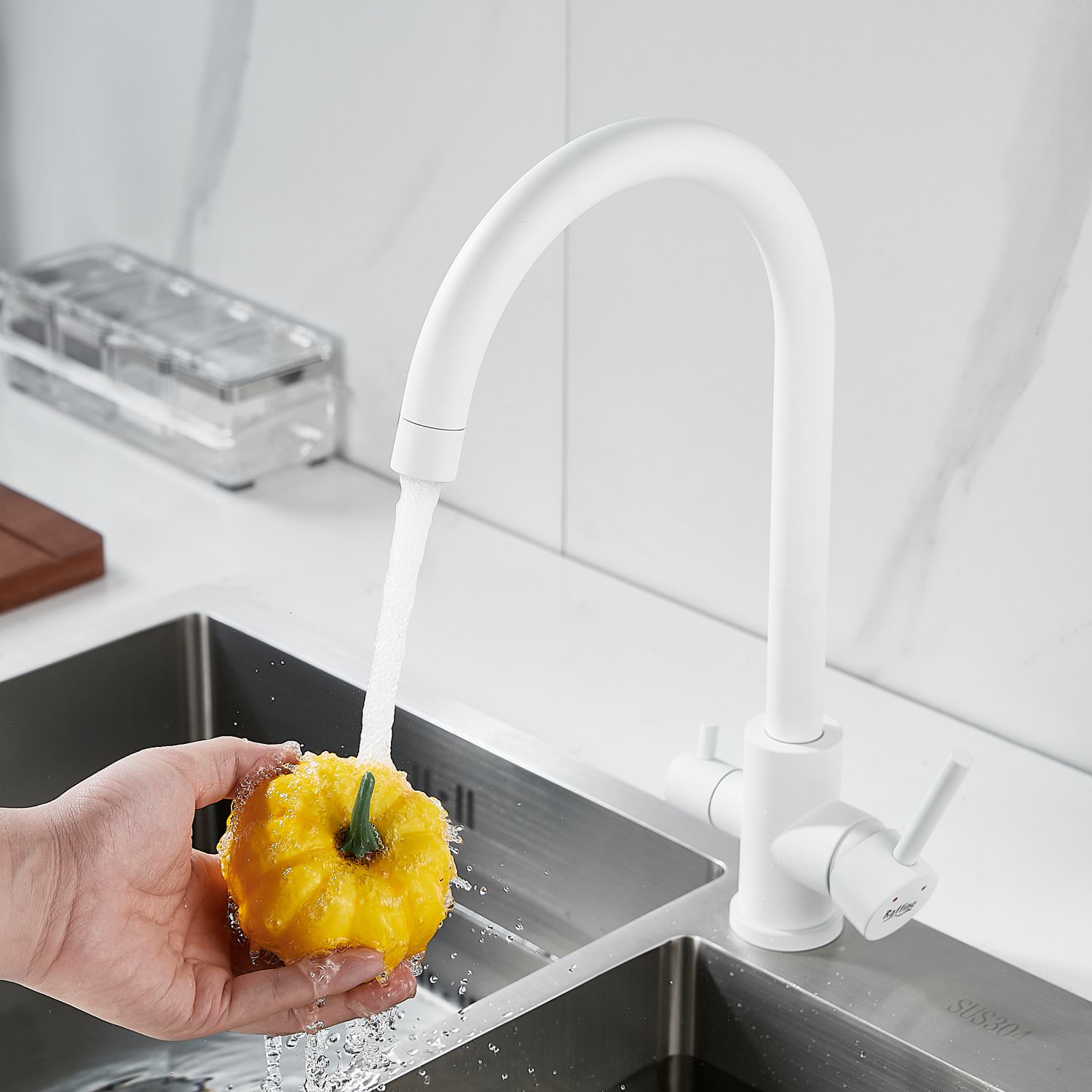 Смеситель для кухни с подключением фильтра воды Raffine F108C белый в 100Kran: Широкий выбор и доступные цены.