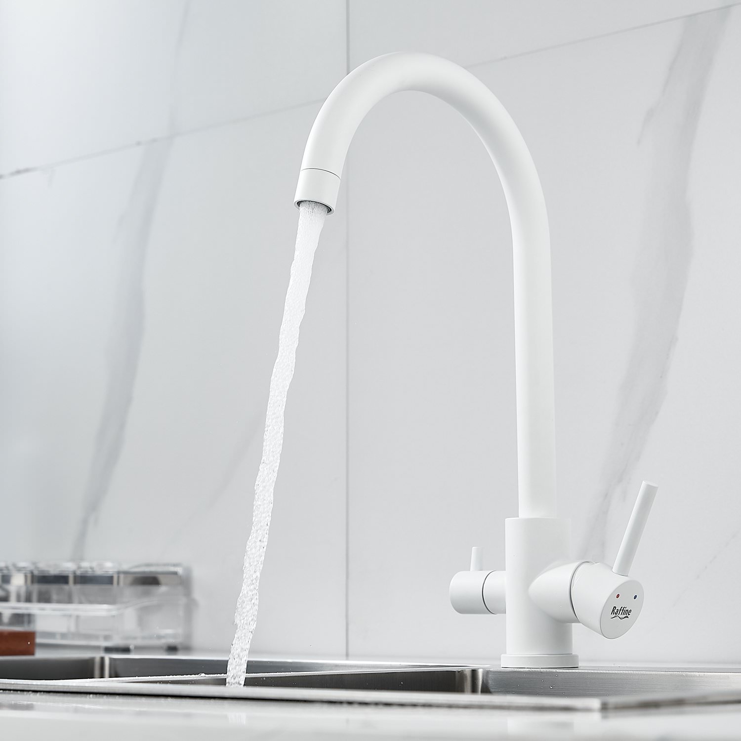 Смеситель для кухни с подключением фильтра воды Raffine F108C белый в 100Kran: Широкий выбор и доступные цены.
