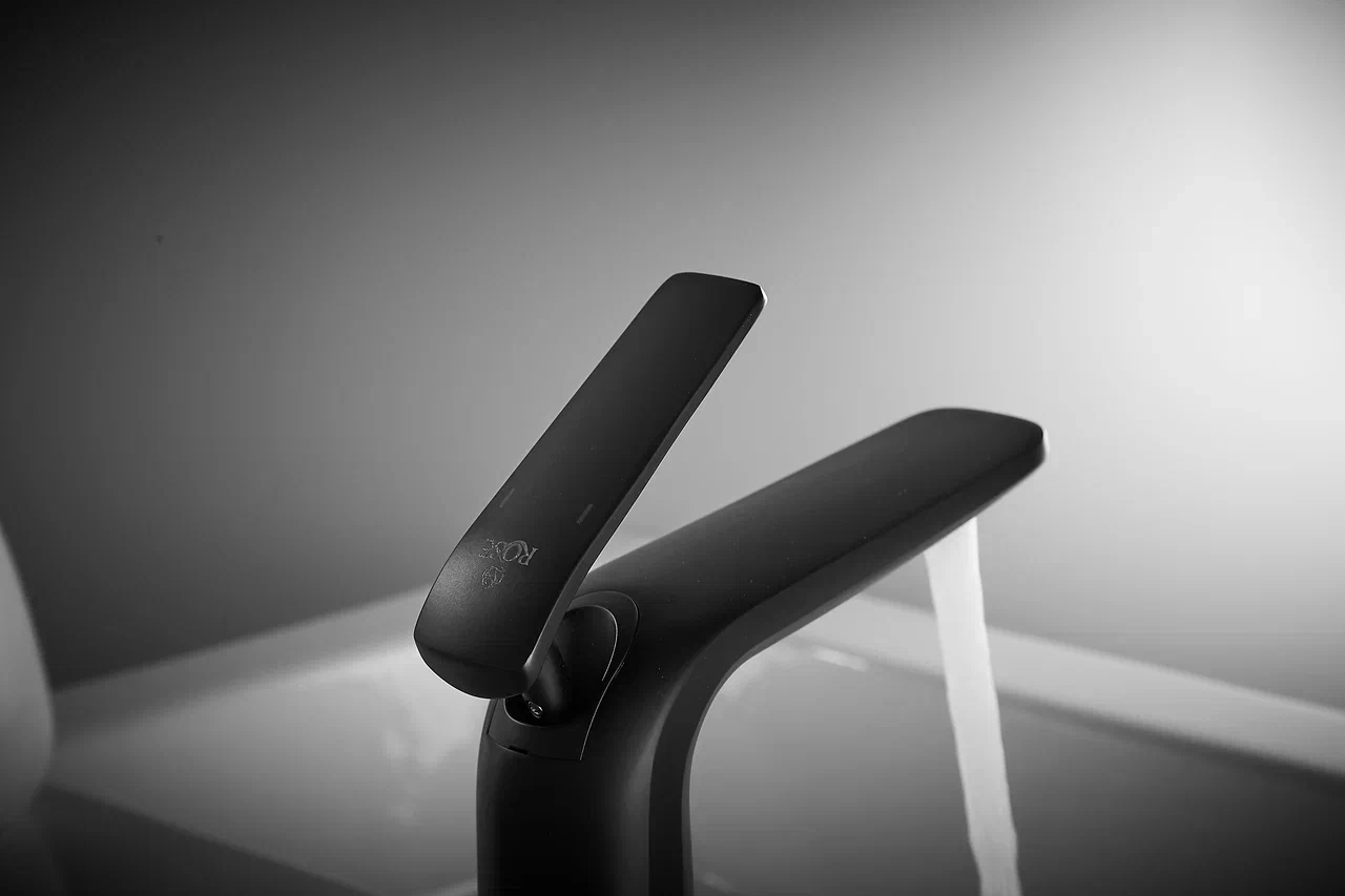 Смеситель для раковины Rose R39H R3901H черный в 100Kran: Широкий выбор и доступные цены.