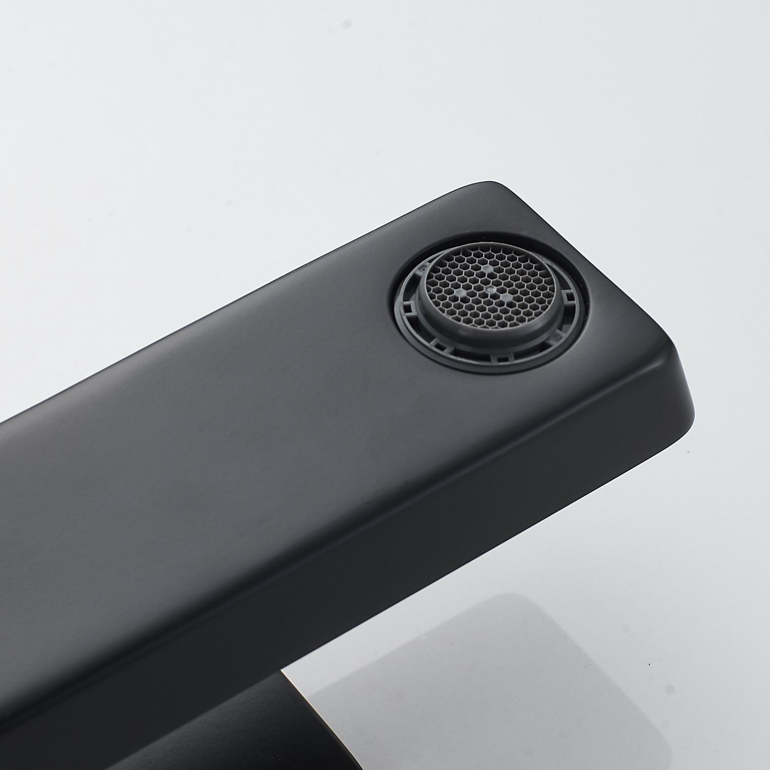 Смеситель для раковины Rose R1801H-1 черный в 100Kran: Широкий выбор и доступные цены.