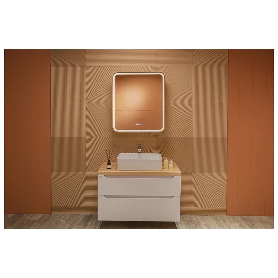 Зеркальный шкаф с подсветкой Silver Mirrors Фиджи 70 х 80 см - 3.2 LED-00002978 правый часы, ТХ, подогрев, сенсорный выключатель создать уют и комфорт, это просто!